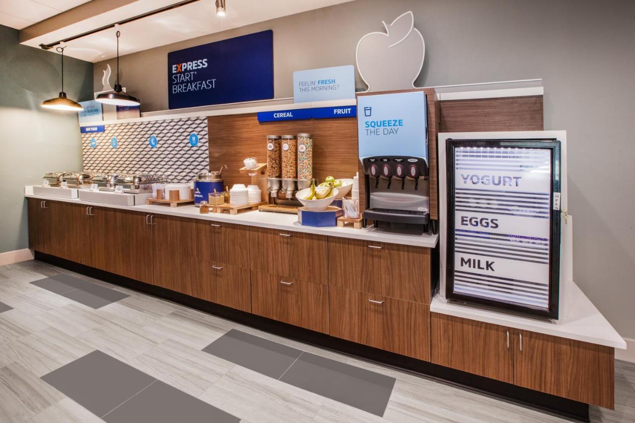 Holiday Inn Express & Suites - Springdale - Fayetteville Area Εξωτερικό φωτογραφία