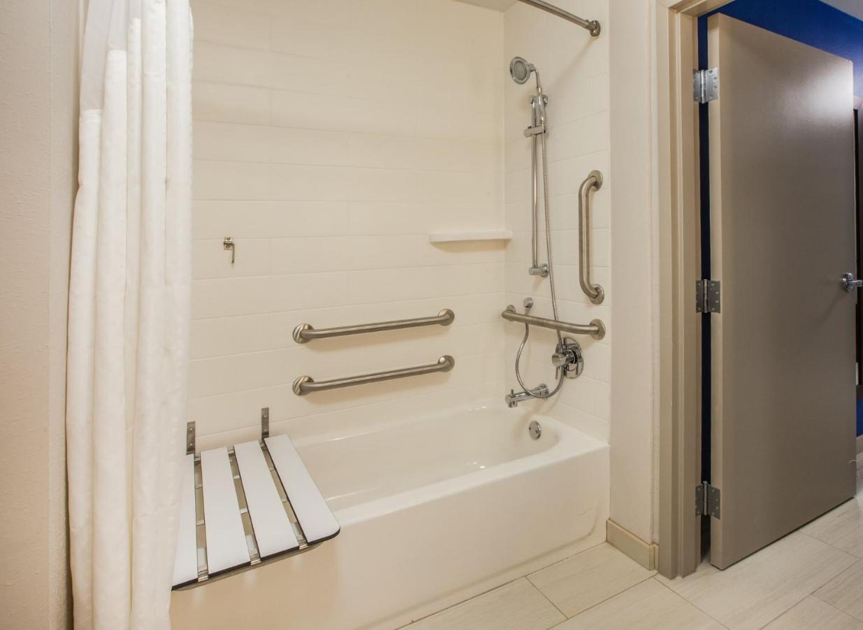 Holiday Inn Express & Suites - Springdale - Fayetteville Area Εξωτερικό φωτογραφία