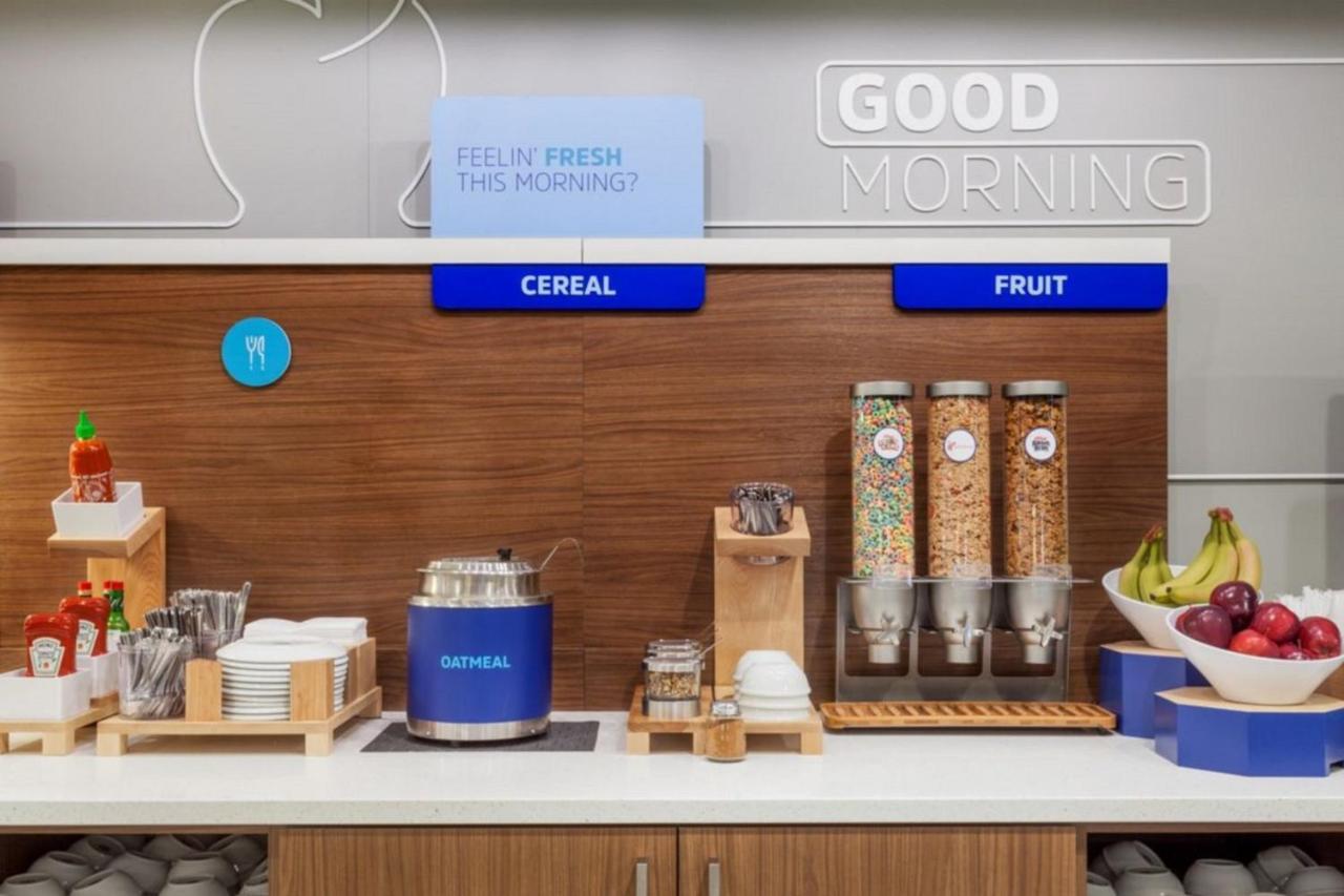 Holiday Inn Express & Suites - Springdale - Fayetteville Area Εξωτερικό φωτογραφία