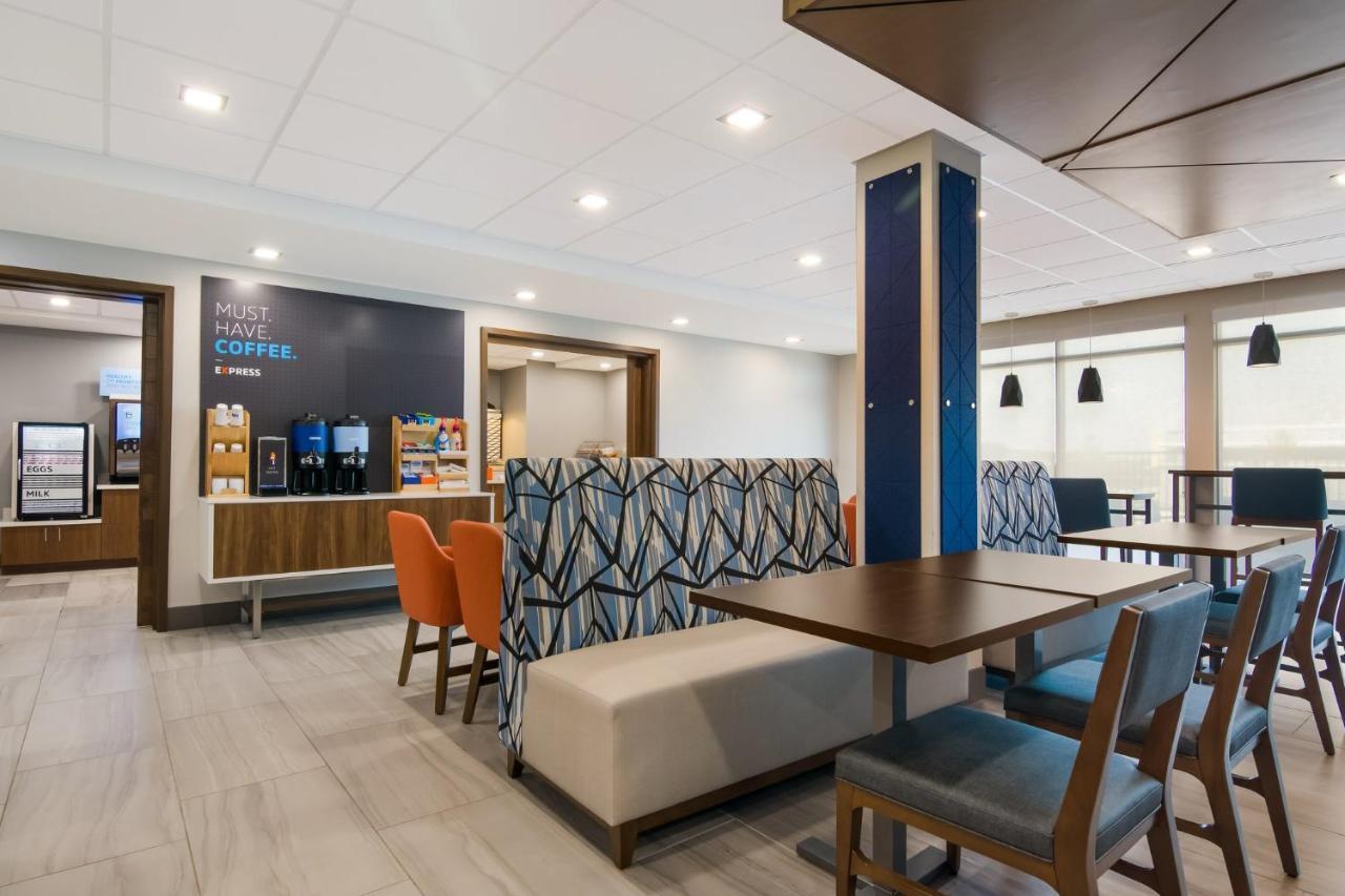 Holiday Inn Express & Suites - Springdale - Fayetteville Area Εξωτερικό φωτογραφία