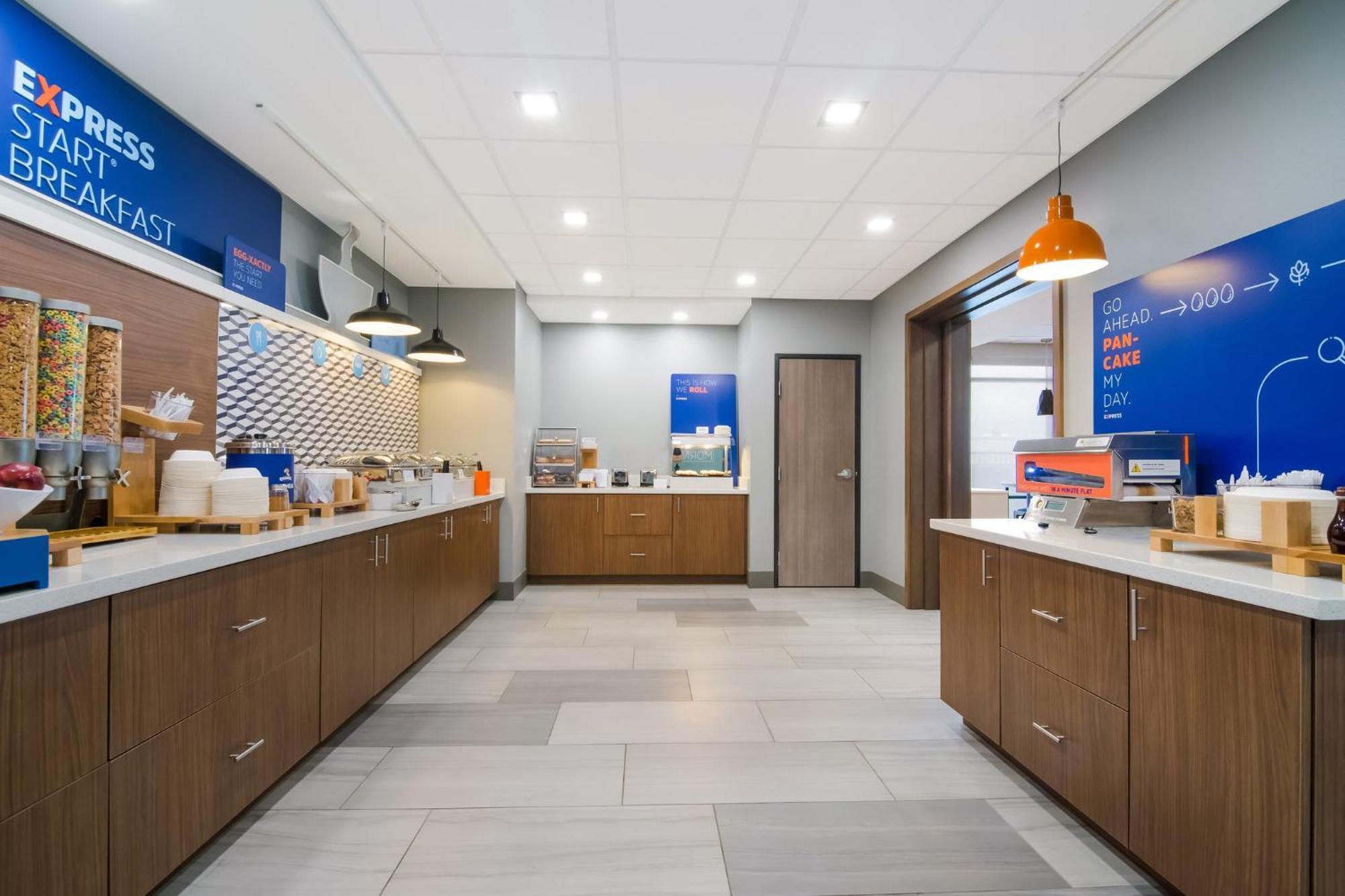 Holiday Inn Express & Suites - Springdale - Fayetteville Area Εξωτερικό φωτογραφία